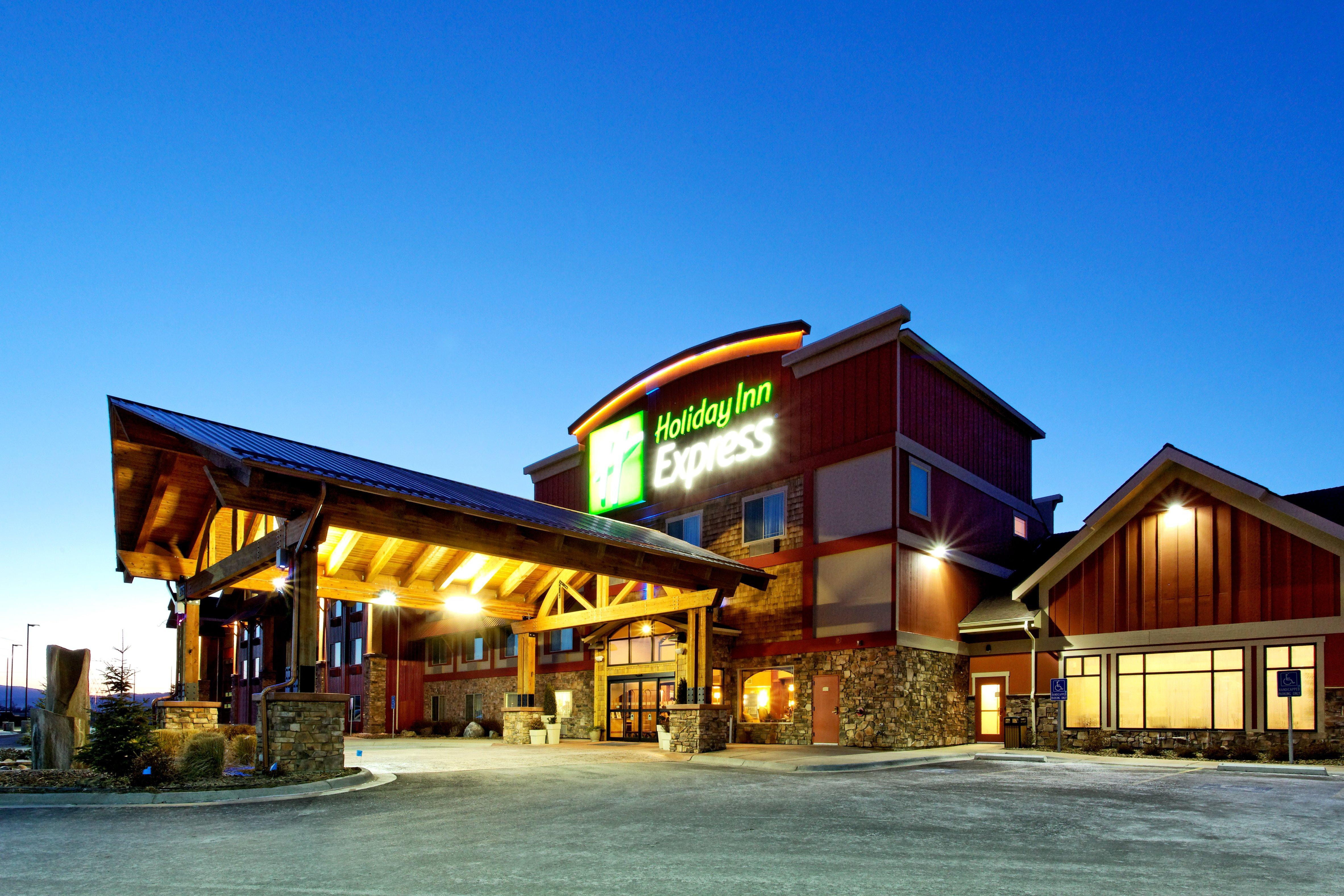 Holiday Inn Express Hotel & Suites Kalispell By Ihg Exterior photo