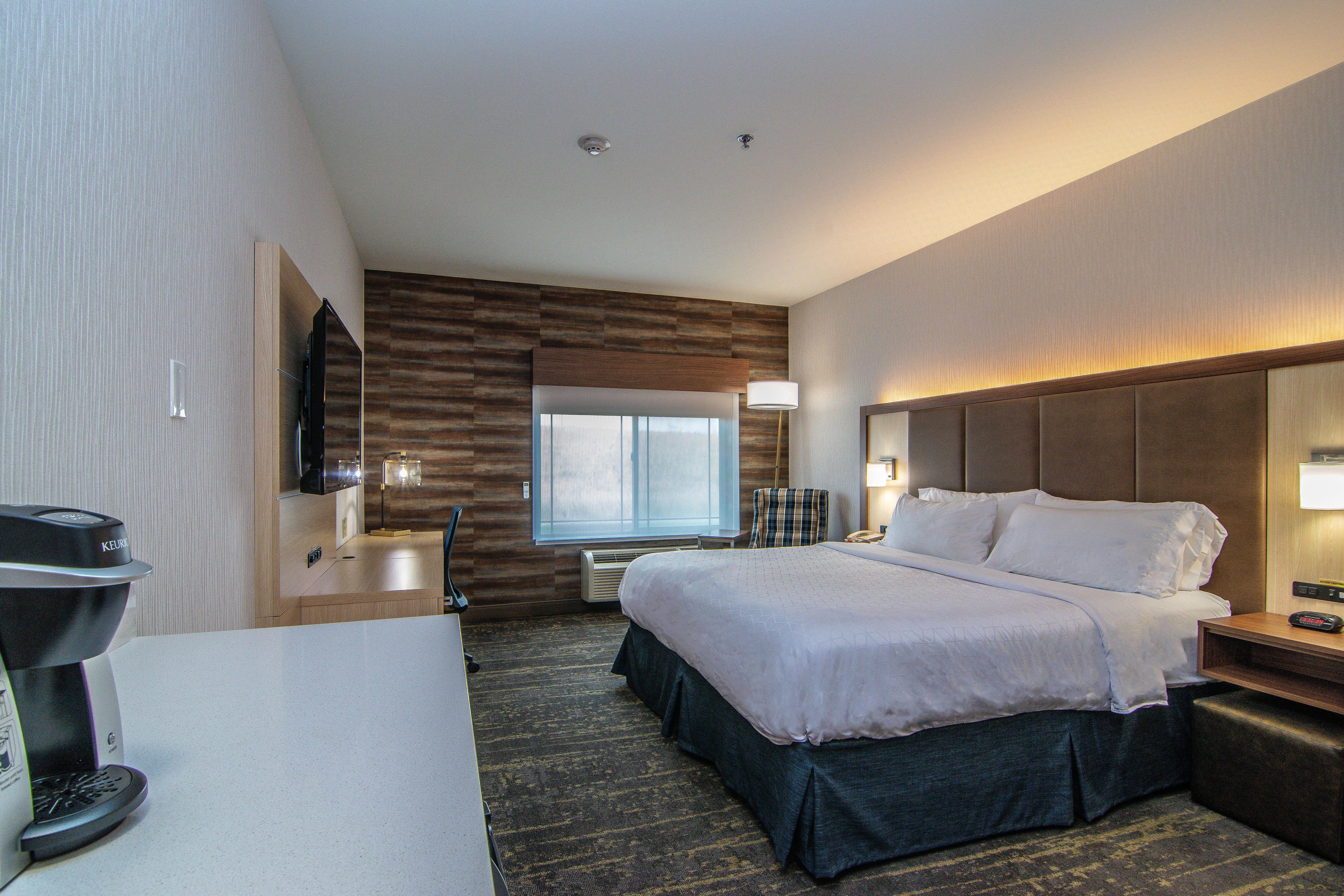 Holiday Inn Express Hotel & Suites Kalispell By Ihg Exterior photo